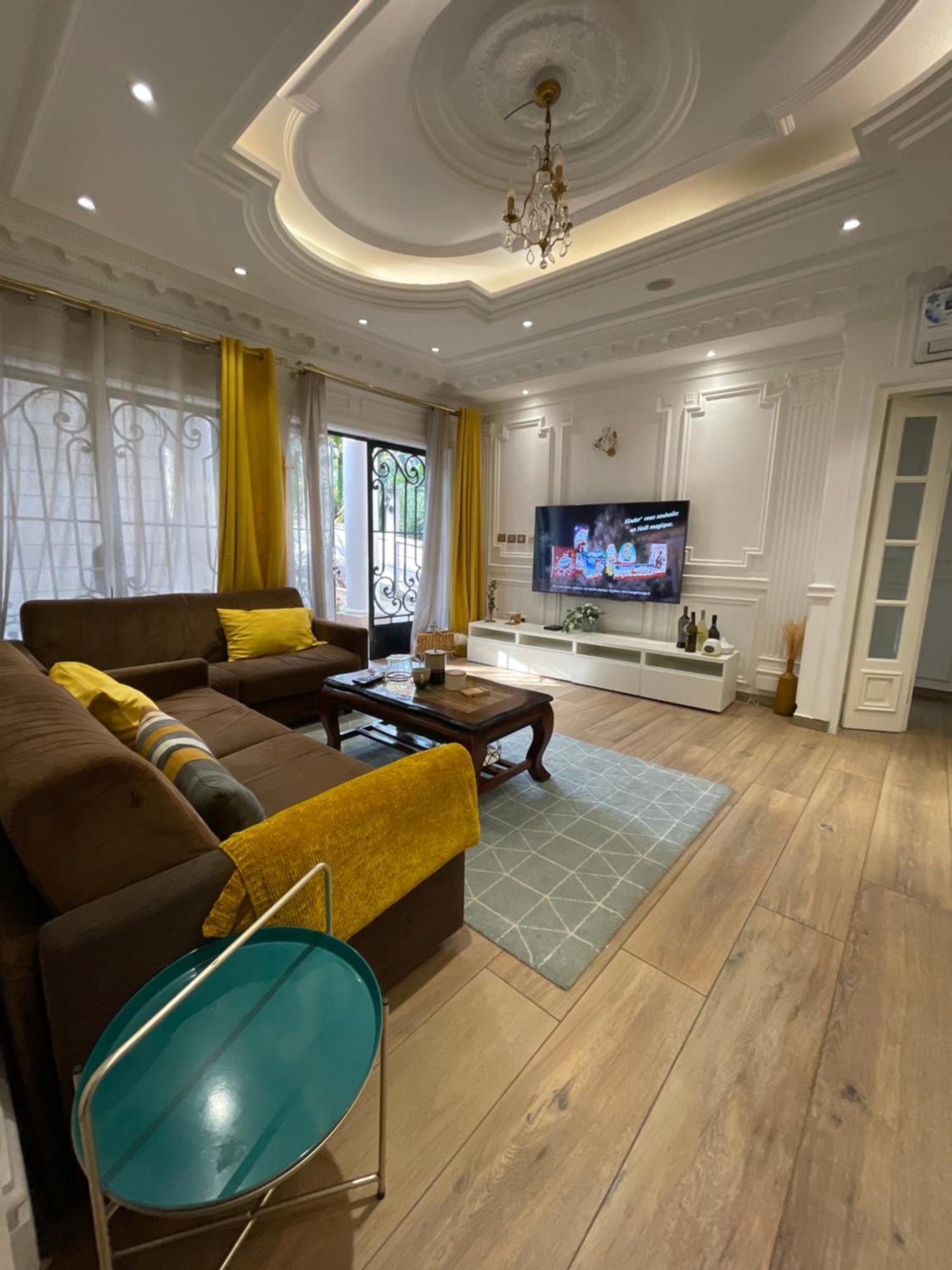 Eve Home Yaoundé Exteriör bild